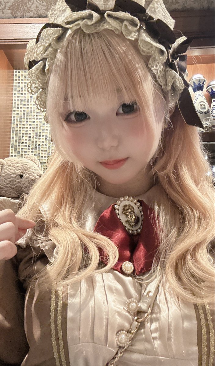 nnumm21's tweet photo. 髪色変わったんだ〜( . ̫ . )⸝⸝⸝*ﾟ
今日18:00-23:00まで出勤！ https://t.co/Pf5Wd7t3q9