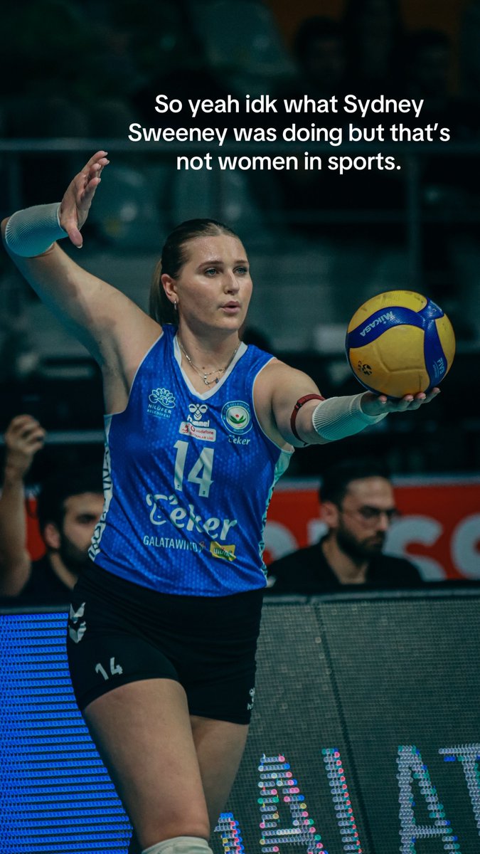 gibbybaris's tweet photo. ⚡️ Breana Edwards:

"Kadın sporları, kadın bedenlerinin olağanüstü şeyler başarmasıyla ilgilidir; bu bedenleri erkeklerin bakışına hitap edecek hâle getirmekle değil. Biz sporcuyuz. Seyirlik birer obje değiliz."

"Sydney Sweeney'in ne yapmaya çalıştığını bilmiyorum. Ama bu gerçekten de bu kadar önemli çünkü... Kadın sporları işte BUDUR. Biz burada erkeklerin bakışına hitap etmek için bulunmuyoruz." 

"Biz güçlüyüz. Hızlıyız. Yetenekliyiz. Biz sporcuyuz. Sydney Sweeney ne yapmaya çalışıyor bilmiyorum ama kadın sporları bu değil."