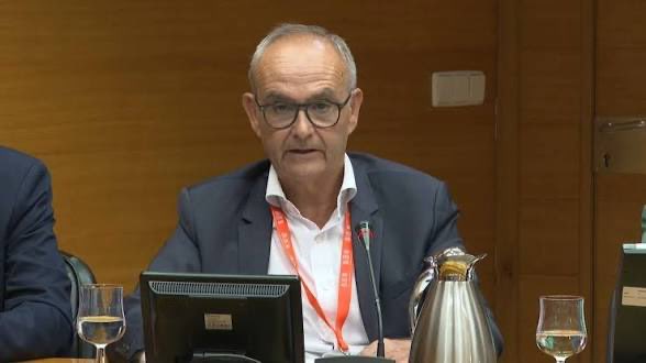 NatthalieTorres's tweet photo. Per a qui teniu interés en À Punt, el
24/09 Aura es “dignarà” a comparéixer a Les Corts. “Només” ha costat 8 mesos que ho fera. Serà cosa de vore com explica esta etapa tan lamentable de la nostra RTV pública.
@ramircalvo @josertomasro @BernarGM @deshabitat @violetatena https://t.co/qLwJ4eqbWs