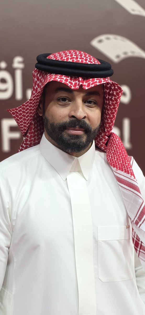 haitham10sa1's tweet photo. المخرج السعودي حسين محفوظ يهدي الوطن جائزة أفضل مخرج عن فيلم «مرزوق» من مهرجان هلسنكي للفيلم العربي بفنلندا. 
إنجاز جديد للفيلم السعودي يأتي بالتزامن مع احتفالات اليوم الوطني السعودي2026.
#فيلم_مرزوق
#مهرجان_هلسنكي_للفيلم_العربي
#helaff26
#helsinki_arab_film_festival https://t.co/cazsIuZABT