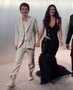 Joethecreator99's tweet photo. Timothee chalamet was asked in a recent interview how it feels to be apart of the Kardashian family and he had this to say 

“Well it has been pretty crazy in my opinion because any time me and Kylie would go over to have dinner with them they would bring up weird topics like why don’t you want to have a plastic surgery done on your nose or other stuff like pressure me into marrying Kylie and giving her more kids and I’d just sit there in silence.