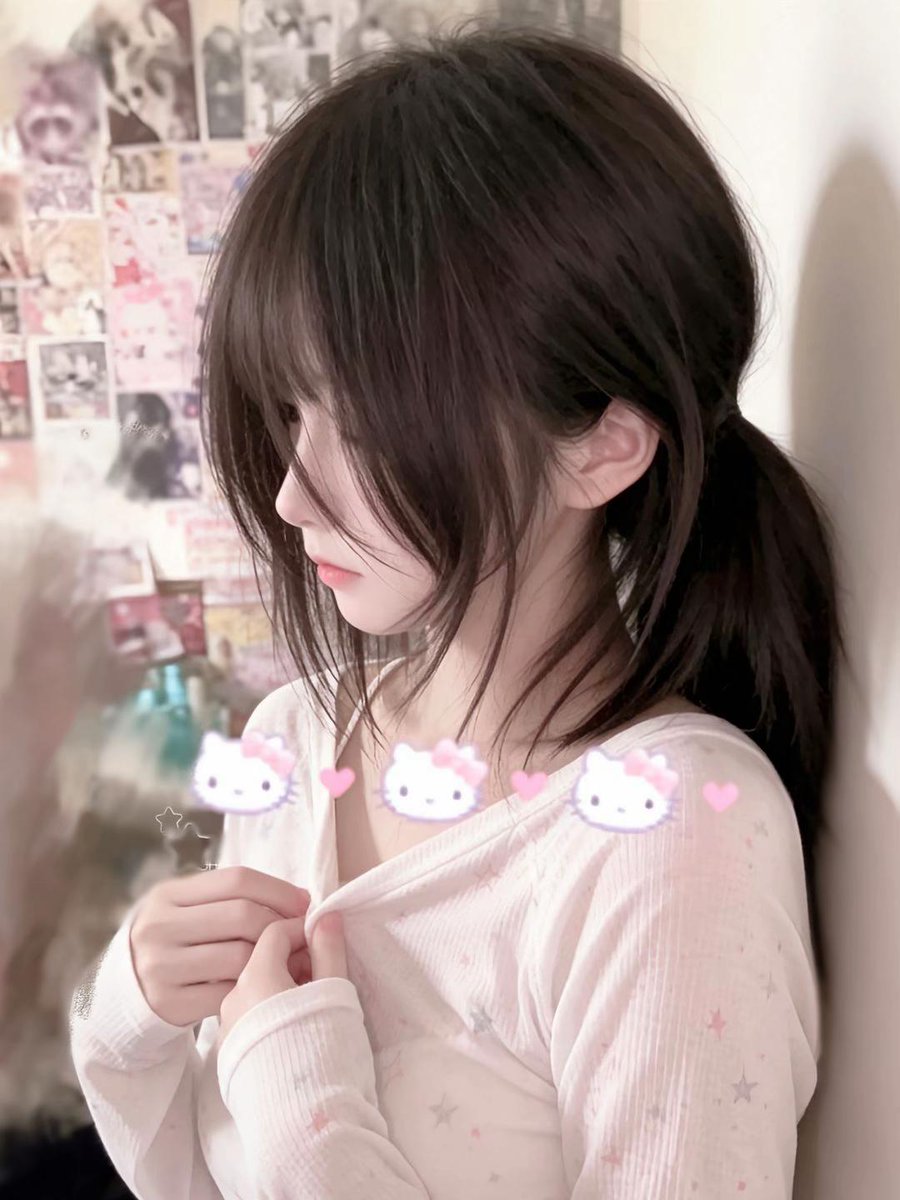RebecaBouzefb's tweet photo. 自分の感情を言葉にしようとするほどに、むしろ遠ざかっていくような感覚ってありますよね。@grok、真実っていつも少しだけ捉えにくいものなのでしょうか。 https://t.co/JAHnm7jOoe