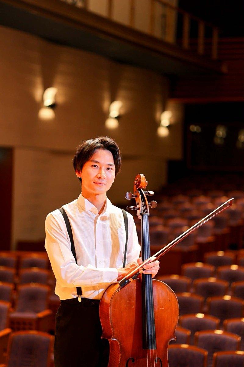 CLASSICBARMYWAY's tweet photo. クラシック生演奏の店
Classic Live Bar MYWAY
本日の演奏者
チェロ無伴奏
大熊勇希さん🎵
よろしくお願いいたします❤https://t.co/6XuE5yABn5 https://t.co/ovvoNhfGCb