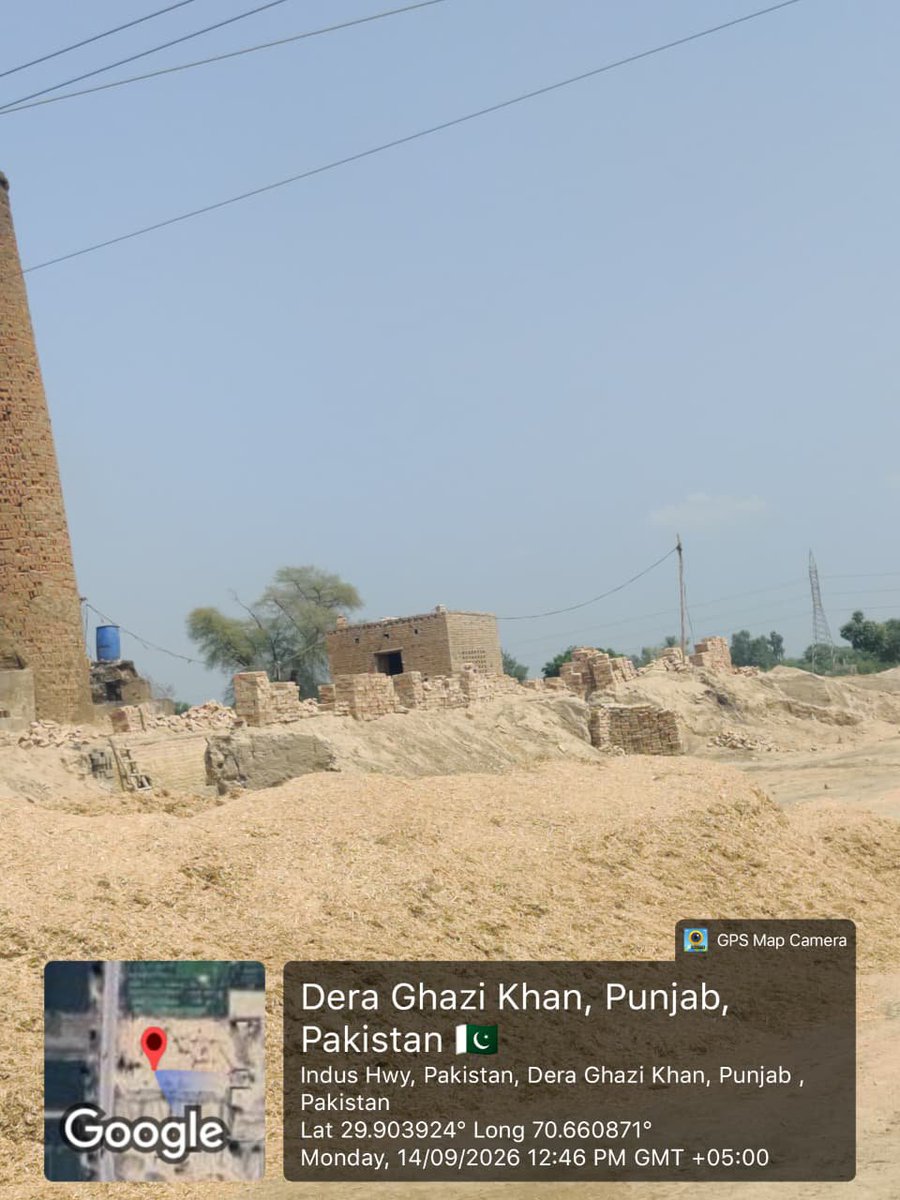 Muhammadsh31887's tweet photo. 🏭 Brick Kiln Environmental Visit 🌱

As part of my climate internship, I visited a brick kiln to learn more about its working process and its impact on the environment. 
#epapunjab #im4climate #maryamnawaz4climate #smoglesspunjab #smogfreepunjab #saynotoplastic https://t.co/aW1iWd5cjr