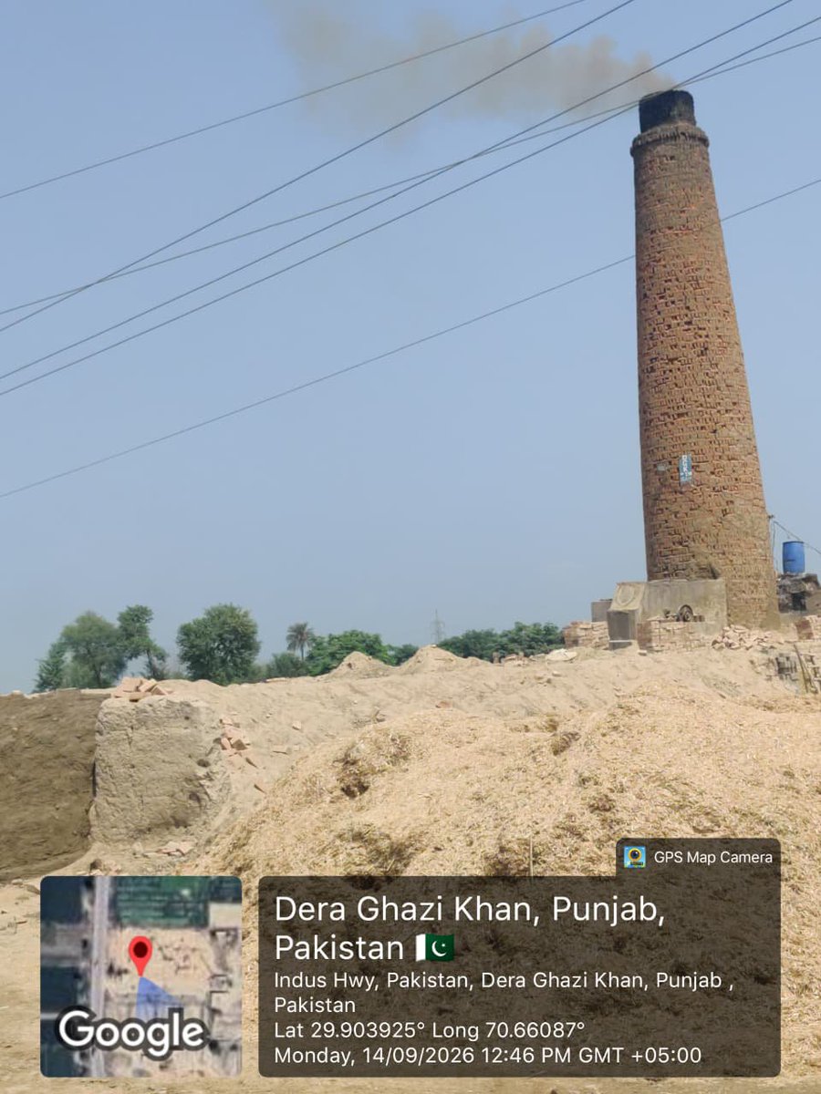 Muhammadsh31887's tweet photo. 🏭 Brick Kiln Environmental Visit 🌱

As part of my climate internship, I visited a brick kiln to learn more about its working process and its impact on the environment. 
#epapunjab #im4climate #maryamnawaz4climate #smoglesspunjab #smogfreepunjab #saynotoplastic https://t.co/aW1iWd5cjr
