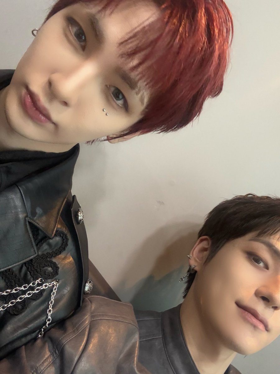 wonsohwa_'s tweet photo. 정말 사귀지 않을 리 X.. https://t.co/CcMBzBJAXa