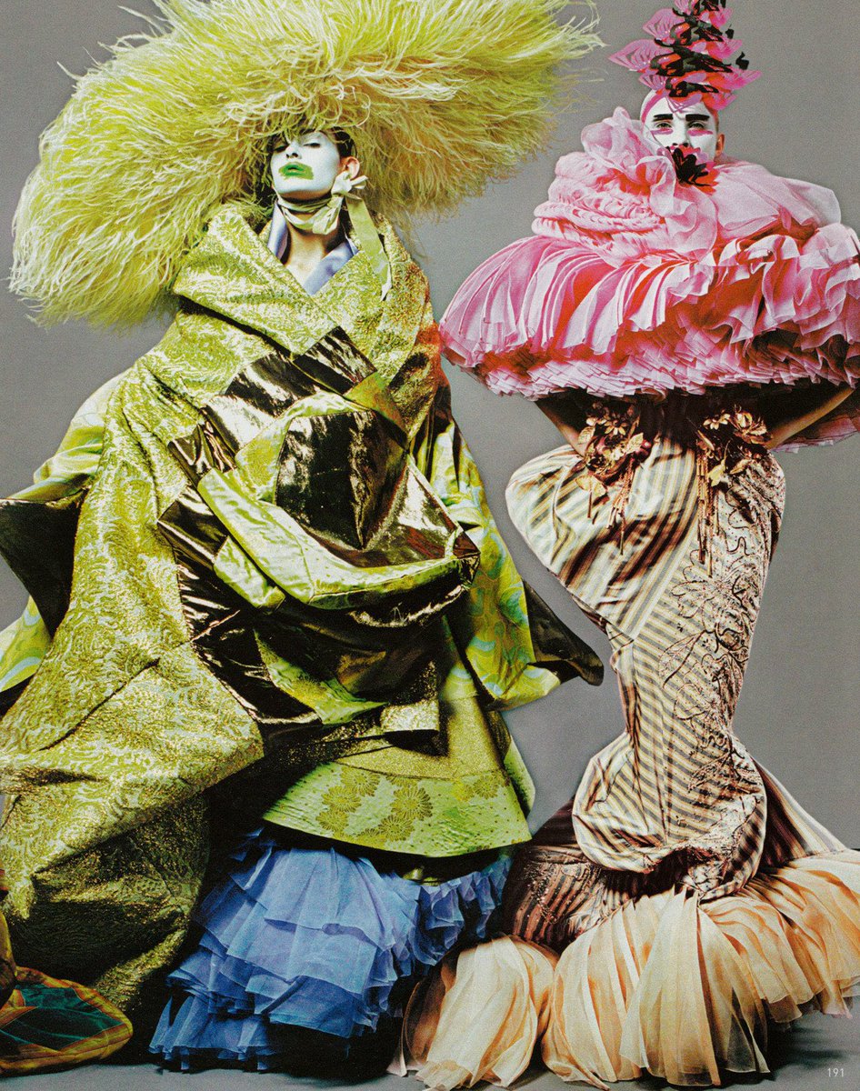 pop2xo's tweet photo. Vogue Germany “Glücks-Offensive” - April 2003 https://t.co/AvPbeGDbQ1