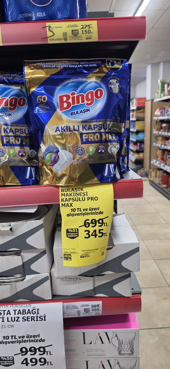 AkbasBrahimm's tweet photo. UYANIK OL, ARAŞTIR!

​Her yerde karşımıza çıkan İNDİRİM etiketleri gerçekten bir indirim mi, yoksa bir BİNDİRİM mi?

Önce hiç var olmamış, fahiş bir üst fiyat yazılıyor, üzeri çiziliyor ve ürün aslında her zamanki piyasa fiyatına satılırken bize "büyük fırsat" gibi sunuluyor. https://t.co/d6o0JXGdbi