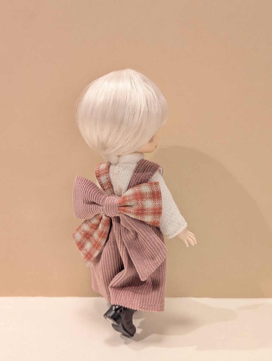 tococodoll's tweet photo. 秋冬向けの生地でバックリボンサロペを作ってみました！
外気温は30度だけどね🥺 https://t.co/XLr3b1xXft