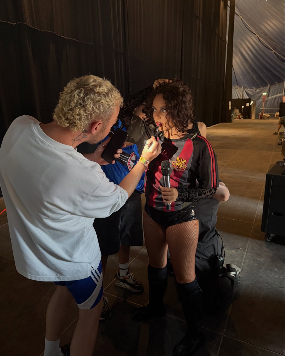 jadethirlwall's tweet photo. https://t.co/BgYZBjh6LH