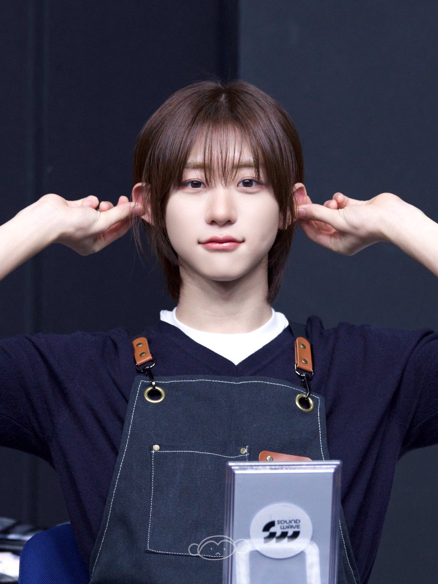 kuskkkusk's tweet photo. 우끼끼우끼끼

#박원빈 #아이딧 https://t.co/WX1TLcZF5T