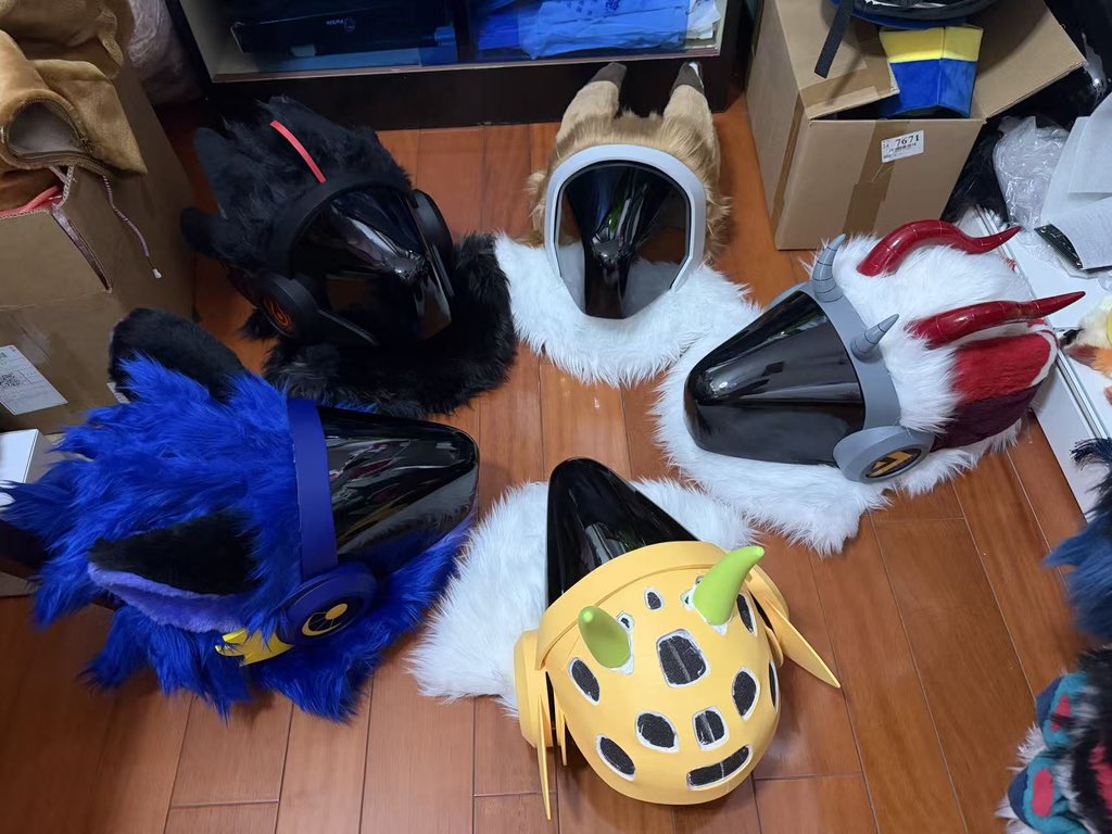 Ruby_protogen's tweet photo. Recent production
more and more protogens
#fursuitcommission #rubyprotogenstudio #protogen #protogens
#protogenfursuit https://t.co/4yutwBnayE