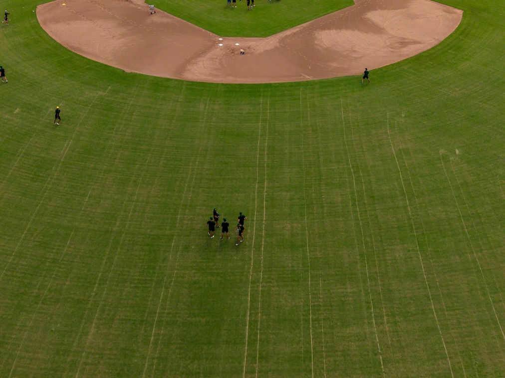 WMTribeBaseball's tweet photo. 𝘽𝙞𝙧𝙙'𝙨 𝙚𝙮𝙚 𝙫𝙞𝙚𝙬 🐦‍⬛

(📸 PC: IG/showingpeopletheus) https://t.co/zbXFLEpXlW