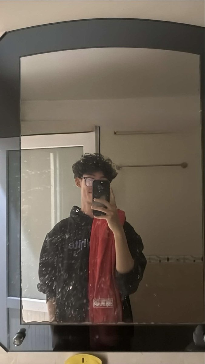 KillerQuijnn's tweet photo. Covered up https://t.co/nuxcoxceKh