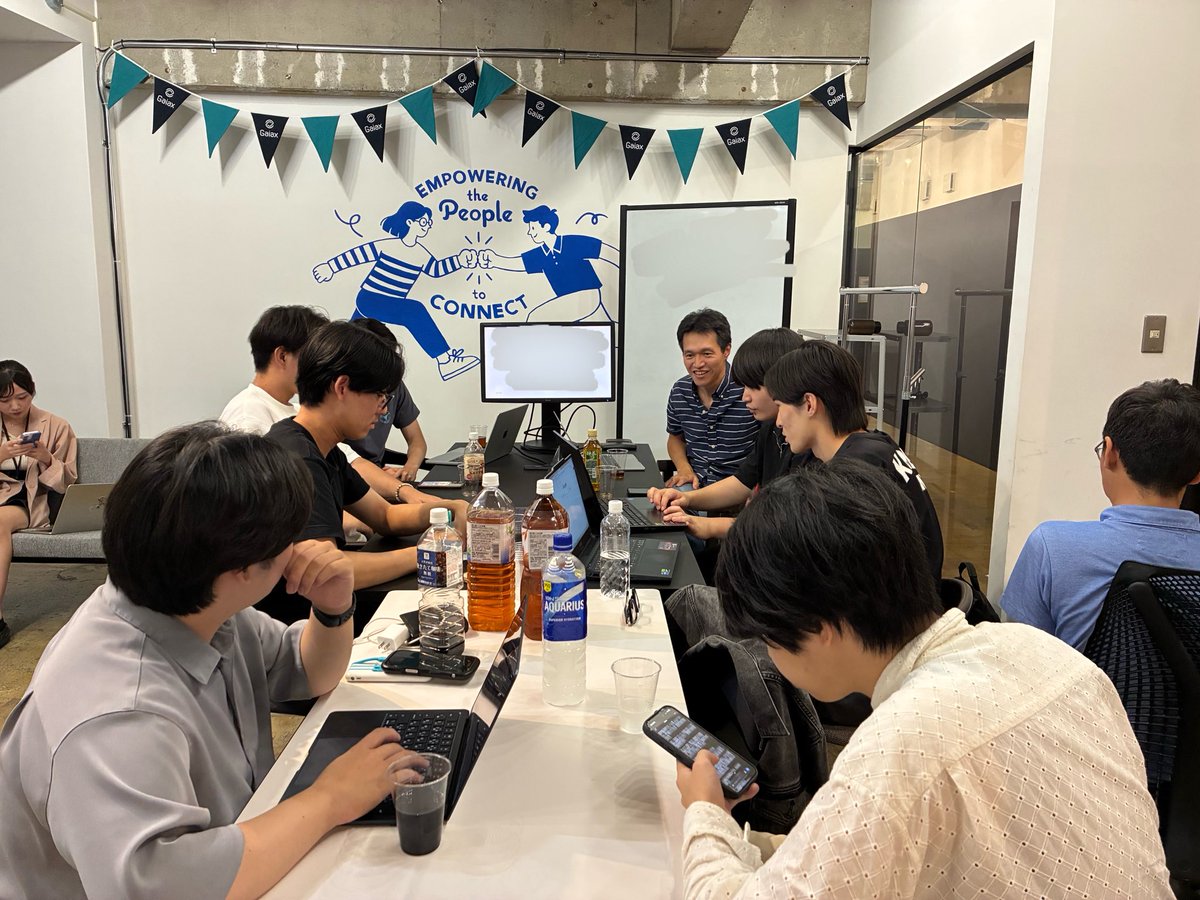 yuko__com's tweet photo. 今日弊社@gaiax で初めて実施した、民泊をAIに経営させるワークショップは、手前味噌ながら非常に良くできてて面白いプログラムで、見てるだけの私もシンプルに勉強になるし、学生の素質もよく見えるし、なんなら一連のツールを採用キットとして商品化して売りたい
https://t.co/WOM633cVkm https://t.co/L4QR9efIjZ