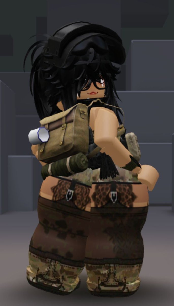 StickyPudding69's tweet photo. Armed, dangerous, and loaded in all the right places. 

#robloxgoon #robloxr34 #robloxr63 https://t.co/WfGor6Ll8t