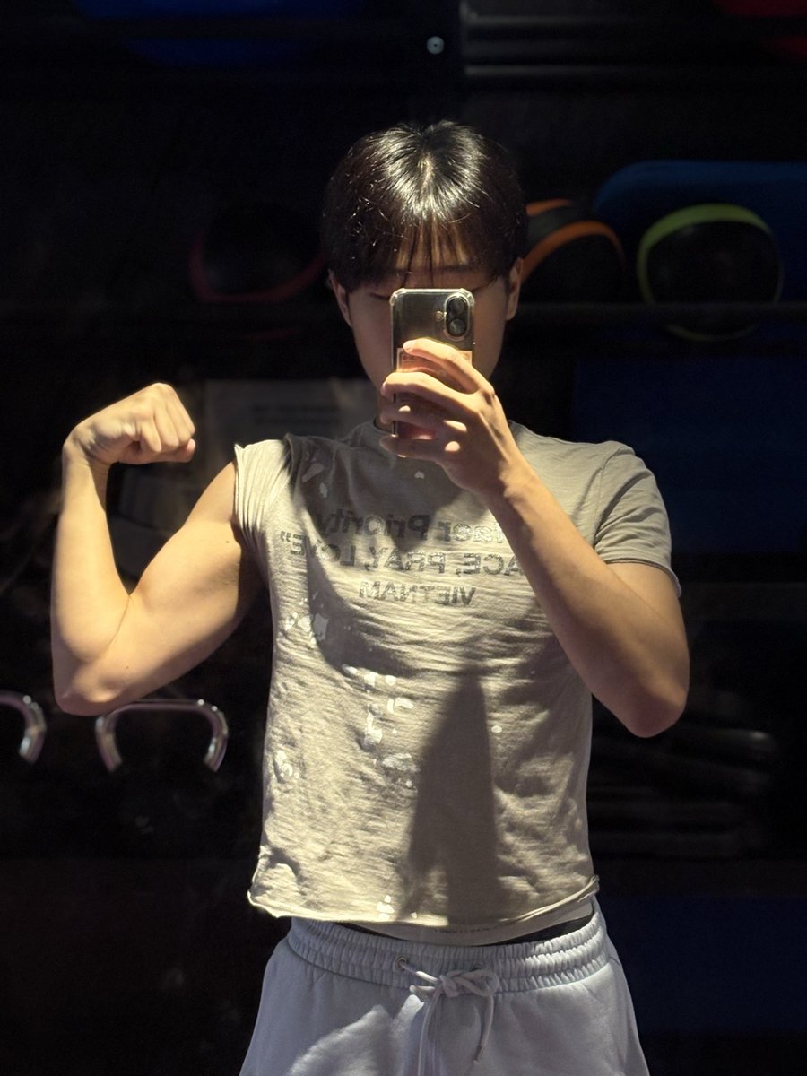 javvycumpy's tweet photo. heyy miss me https://t.co/Im08NLpecj