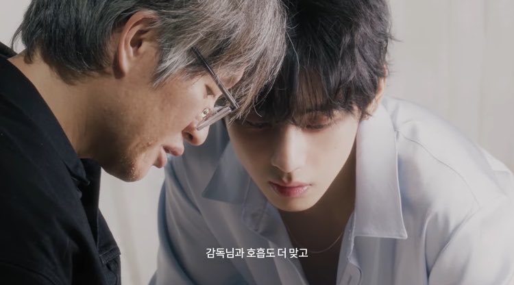 seri___1230's tweet photo. 愛しのテテ👦🏻🪽🫧
可愛すぎて綺麗すぎて何回も見てしまう🥺
息の合う素敵な監督と出会えたんだね*.+
リラックスした自然体でチャーミングなテテの姿が見られて嬉しいです🥹
V VISUAL FOR TIRTIR
V AMBASSADOR FOR TIRTIR
#TAEHYUNGxTIRTIR #VxTIRTIR https://t.co/KWcdgyOKwu