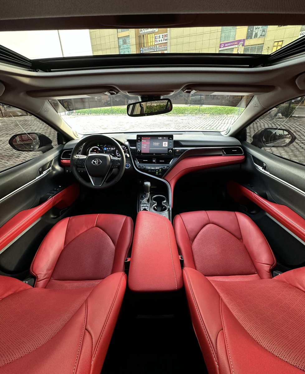 kena_ewuru's tweet photo. 2024 TOYOTA CAMRY XSE

This unit is already on ground.

PRICE: ₦45,000,000 https://t.co/WD0A2ckXEf