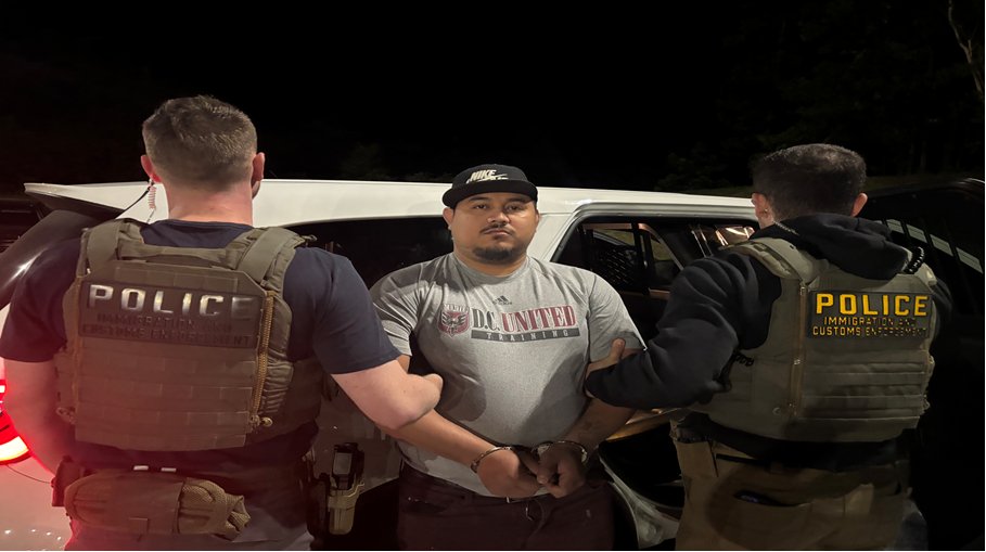弗吉尼亚Woodbridge ICE拘捕萨尔瓦多通