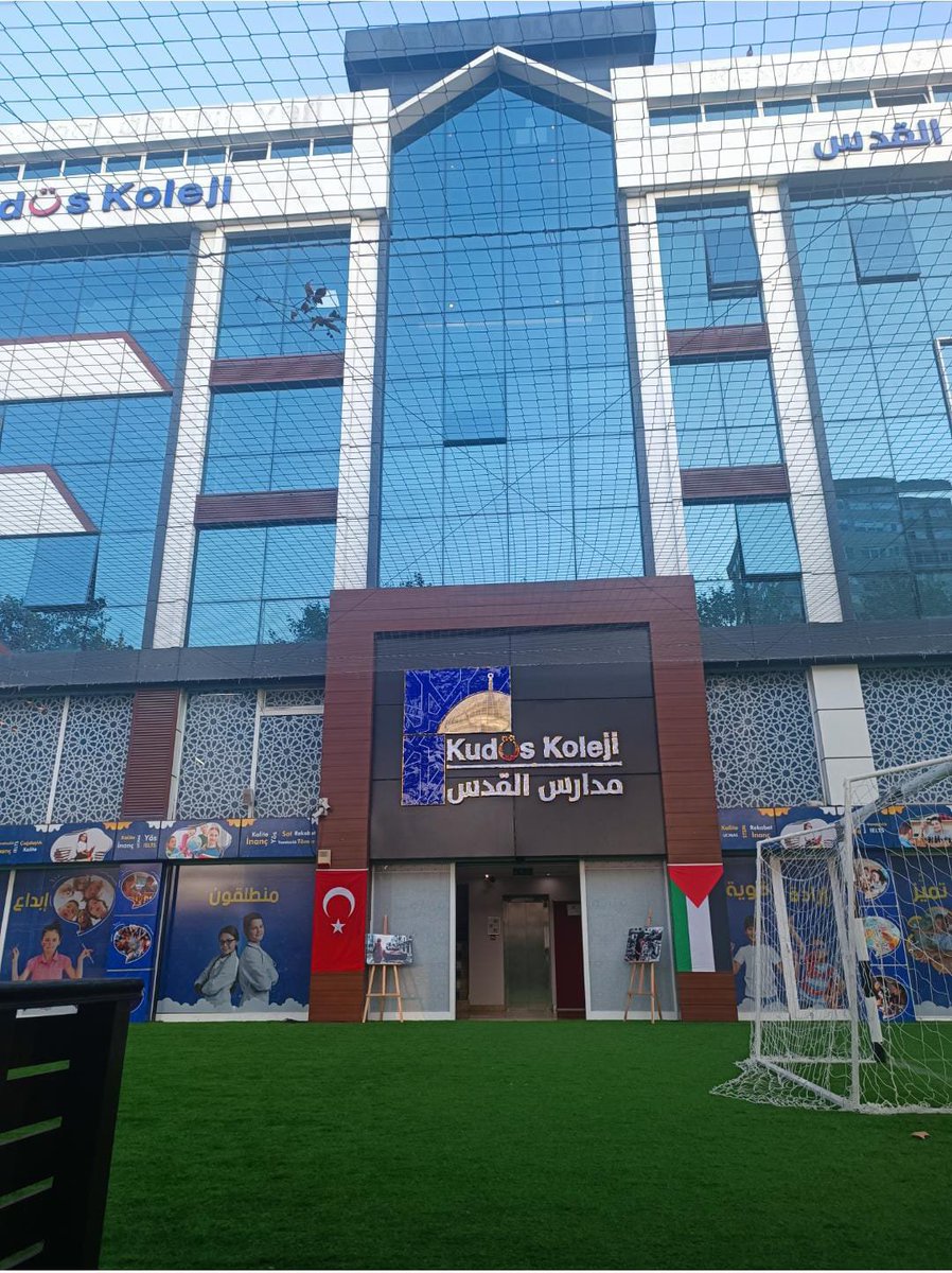 sbahattin's tweet photo. 2026 - 2027 Eğitim ve Öğretim Yılı ,  tüm öğrencilerimize , öğretmenlerimize , eğitim çalışanlarımıza , velilerimize, Kudüs Koleji'mize, Milli Eğitim Camiasına ve Milletimize hayırlı olsun. Öğretmen ve  öğrencilerimize üstün başarılar diliyorum. https://t.co/F87X783sa1