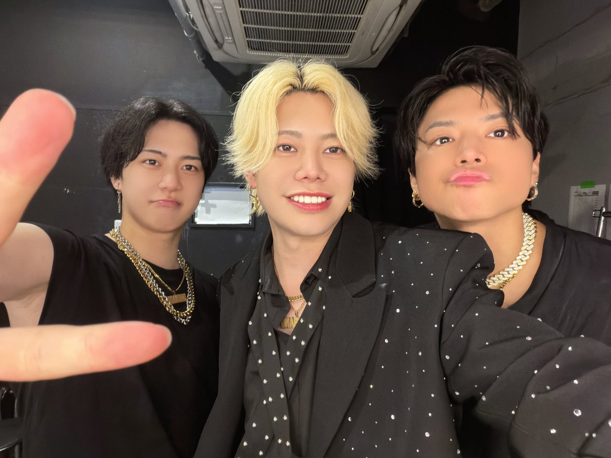 kidbang_kb's tweet photo. 本日は、『単独公演 " KID BANG vol.8 "』にお越しいただきありがとうございました👦

次回は、9/18(金)『FULL OUT‼︎』です‼️

是非、お待ちしております🥊

#キドバン https://t.co/qnMjIQ0jlN