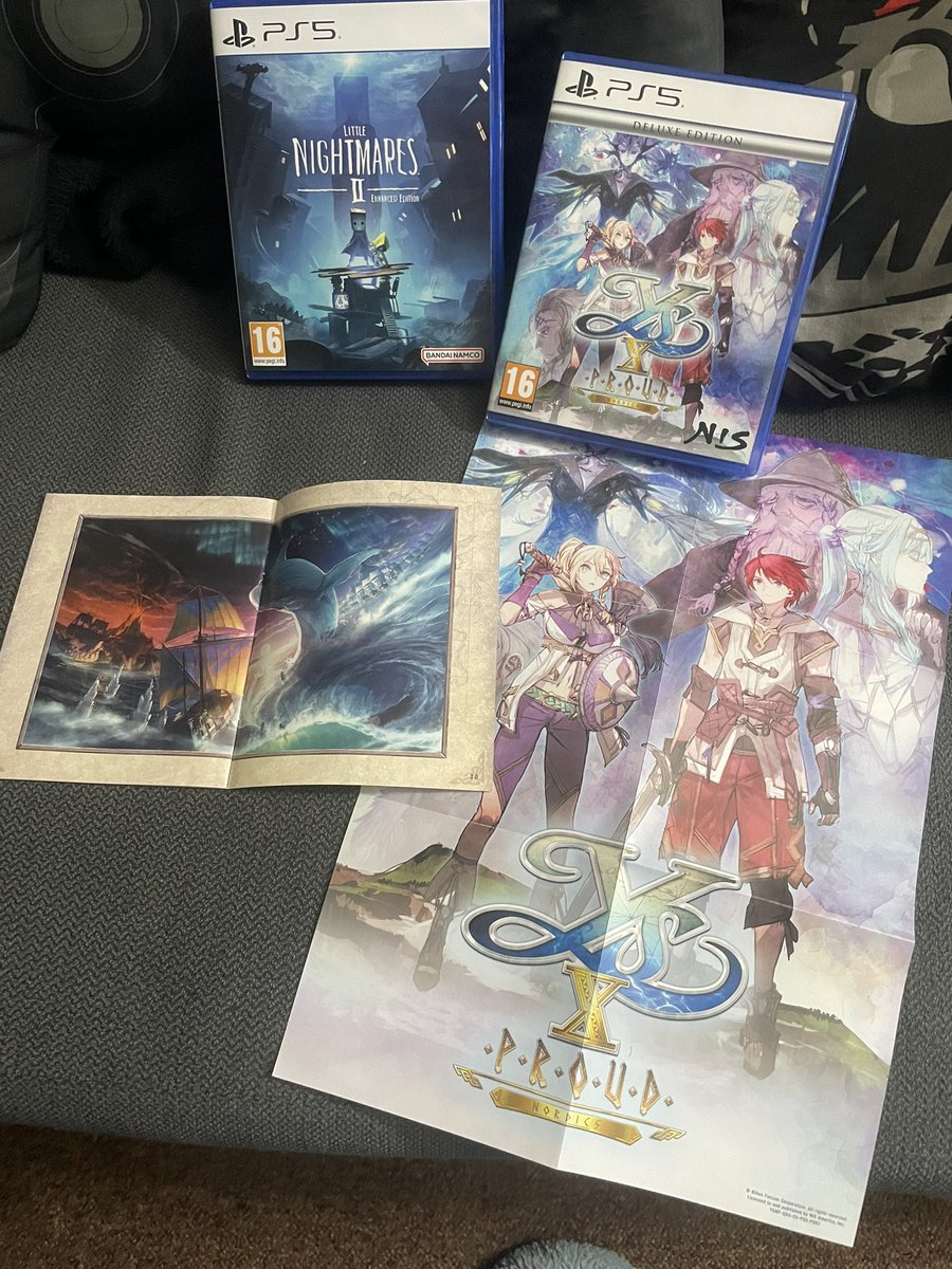 DanaPavan's tweet photo. New stuff to read, new stuff to play and new stuff to listen to! 😍
#physicalseptember https://t.co/CZfv1yvE3I
