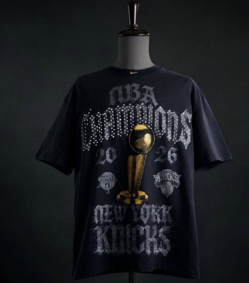 snkr_twitr's tweet photo. AD: XL left at $45 w/code GO2ATT 
New York Knicks Nike 2026 NBA Finals Champions Authentic Locker Room Limited Edition On Court T-Shirt  

NBAStore  https://t.co/vi7KXgECtf
Fanatics https://t.co/4CBKsFXTON https://t.co/3igOjmV7aj