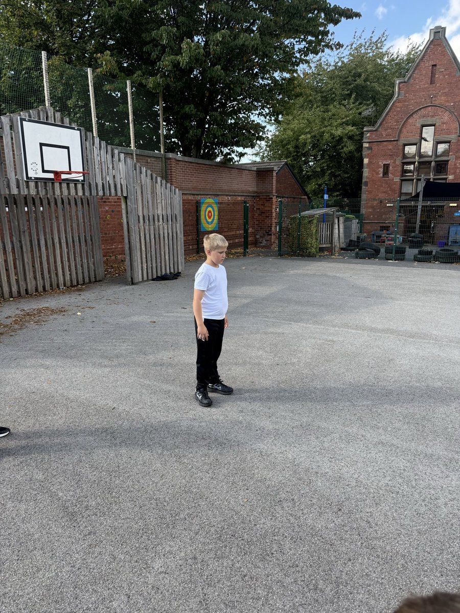 hcpsleeds's tweet photo. KS1 football club is in full swing with our sport leaders Guy and Gabbie. #impossibleisnothing https://t.co/JecZByYEgk
