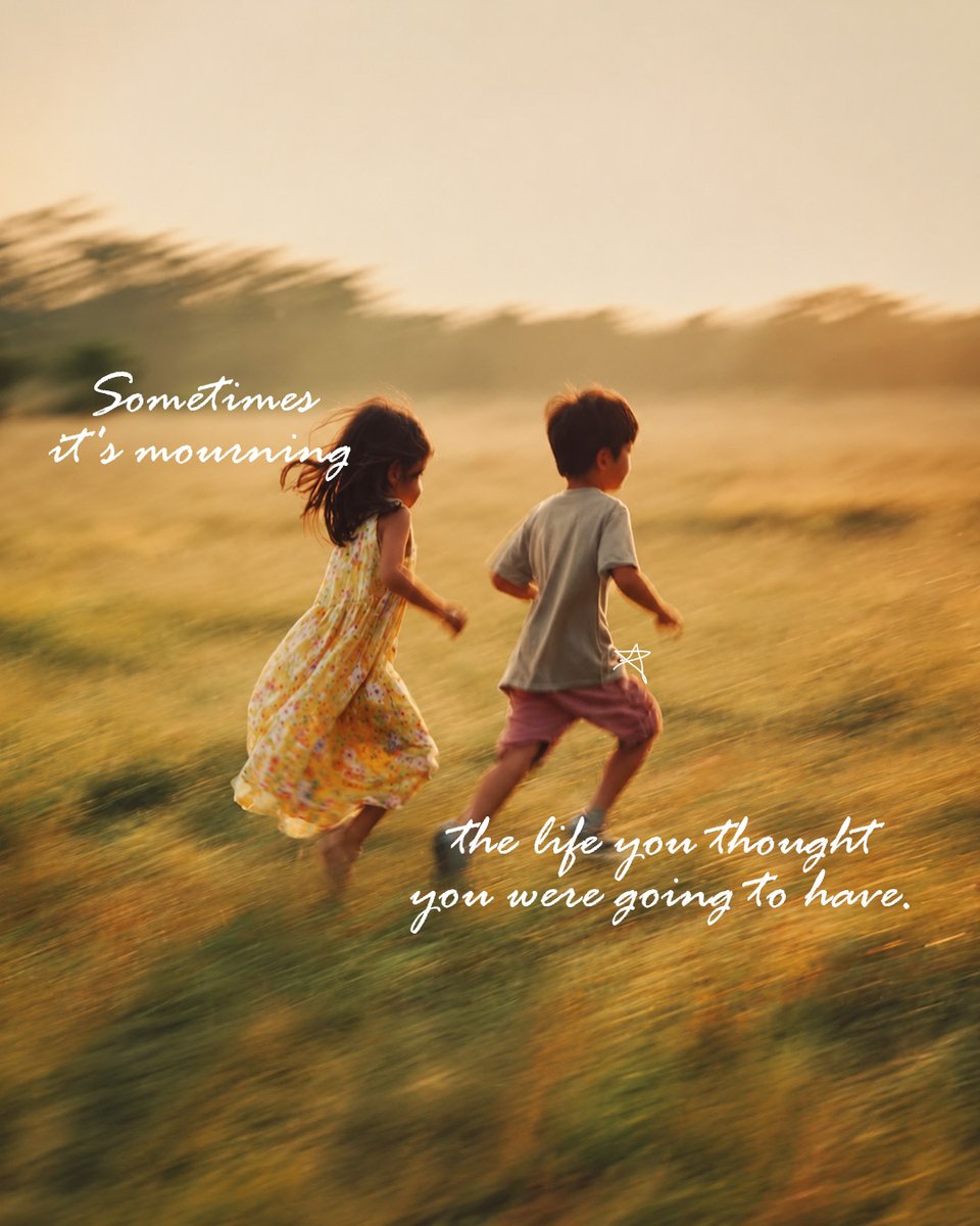 rsuleman85l's tweet photo. We talk about losing people, but we rarely talk about losing plans, expectations, and the future we spent years building.

Mourning the life you thought you were going to have is a quiet, heavy kind of heartbreak.
#growing #bookrecommendations #grief #writerslift https://t.co/KBI2DxKwxS