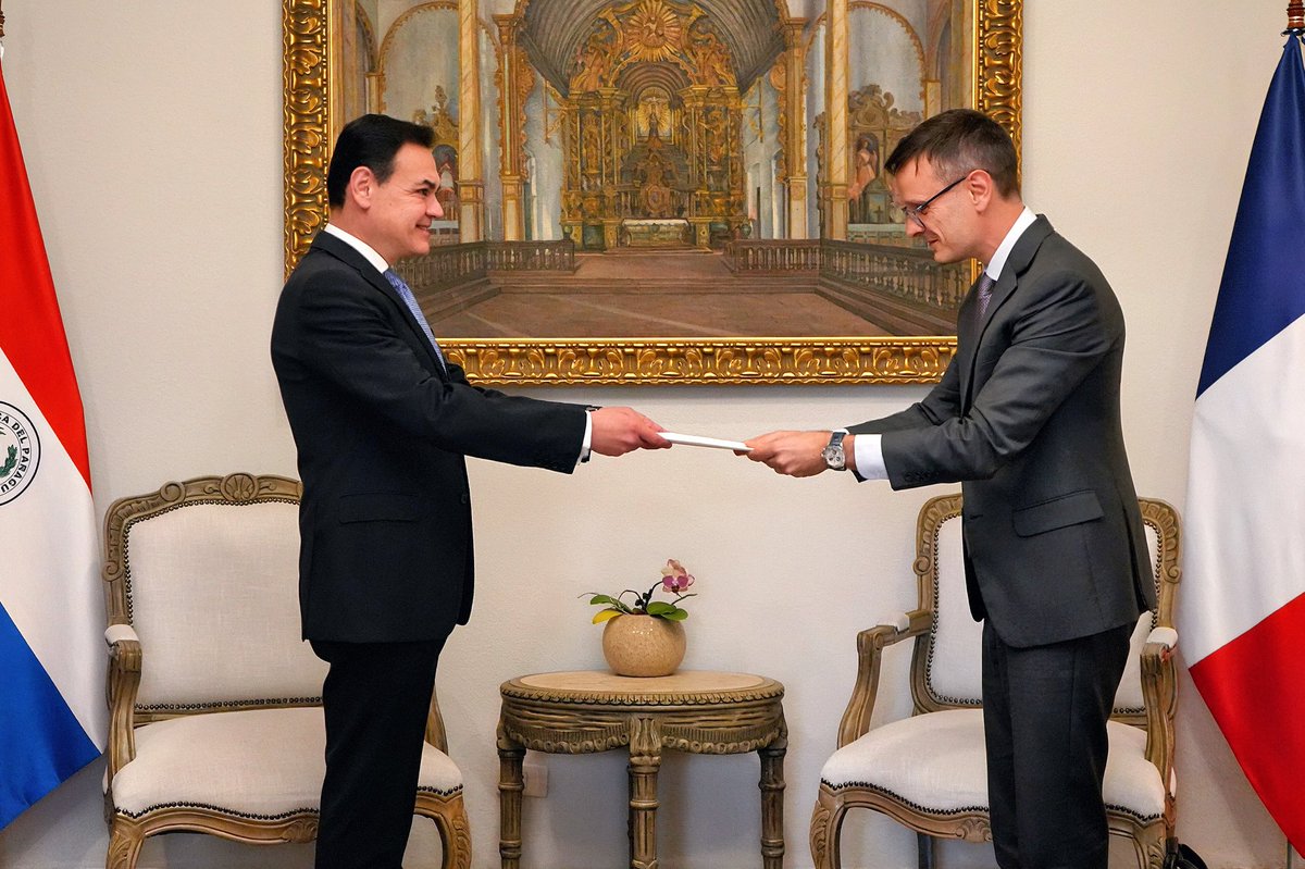 mreparaguay tweet picture