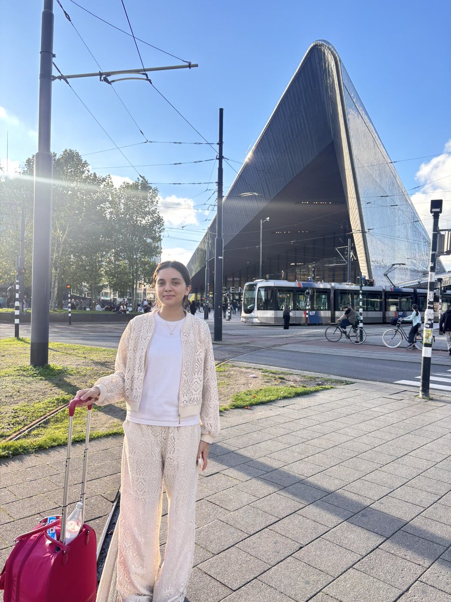 AlabedBana's tweet photo. Walking through #Rotterdam 🇳🇱, a city devastated during World War II and rebuilt with courage, imagination and a vision for the future, made me think of #Syria. 🇸🇾

Syria has already begun its journey of rebuilding. I hope our cities rise again,not simply restored, but transformed into unique, beautiful and inspiring places.

Van puin naar hoop. Van verleden naar toekomst.

From ruins to hope. From the past to the future. 

#peace
