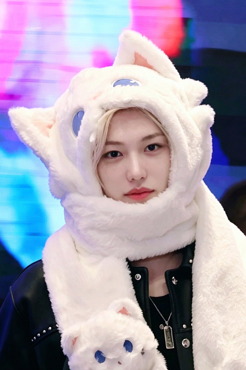 915Aurora's tweet photo. 용복아 생일 축하해💕
언제나 행복하고 건강하기를 바래. 태양처럼 눈부신 너도 가끔은 발걸음을 멈추고 푹 쉬어도 괜찮아. 너가 행복하기만 하면 그걸로 충분해🩵🩵 #HappyFelixDay
#행복으로_용복을_복복복
#FelixVoiceOfAGeneration
#StrayKids #스트레이키즈
#필릭스 #Felix https://t.co/zmy64cjN5N