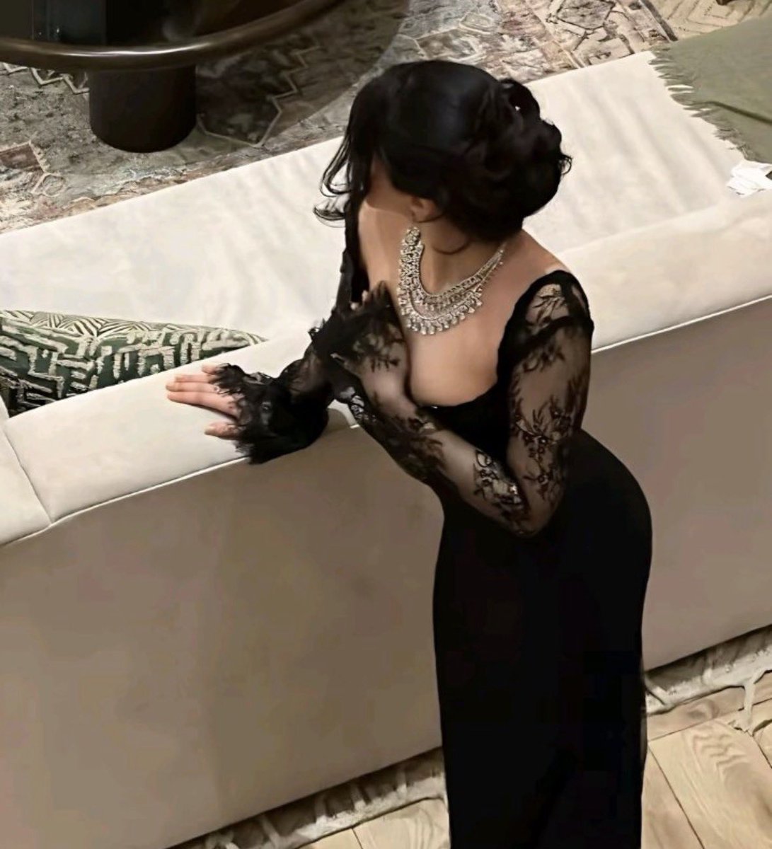 V2lY_'s tweet photo. احب الدانتيل بشكل ما يوصف انوثي مره ❣️🤍🤍!.

كىود الفستان من شي ان: 892N2DD

راىط الفستان تحت👇🏻.. https://t.co/6cQlQLT2R1