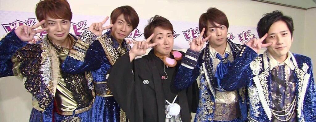 Daily39ra1's tweet photo. 嵐 結成日 https://t.co/idDHkpLzcT