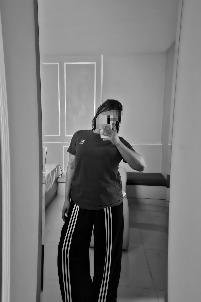 LLLLLLLLLPD2's tweet photo. เบื่ออออออออออออออออ  #ดอนหัวฬ่อ #ชลบุรี #ทักแชท https://t.co/7F2CQQRGgj