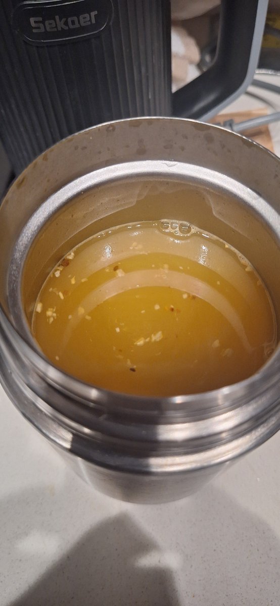 da_minister13's tweet photo. Thermal cooking....
1100 EST...I'll update at 1430 EST my lunch time.
Preheated the thermos with boiling water for 5 minutes and then added the rice (.5 oz) & boiling water (1¾ cups).
Yeah, I live this lyfe frfr.
#StayReady
#PrepperLyfe https://t.co/jU1NXJIs30