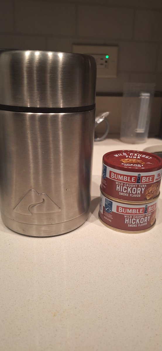 da_minister13's tweet photo. Thermal cooking....
1100 EST...I'll update at 1430 EST my lunch time.
Preheated the thermos with boiling water for 5 minutes and then added the rice (.5 oz) & boiling water (1¾ cups).
Yeah, I live this lyfe frfr.
#StayReady
#PrepperLyfe https://t.co/jU1NXJIs30