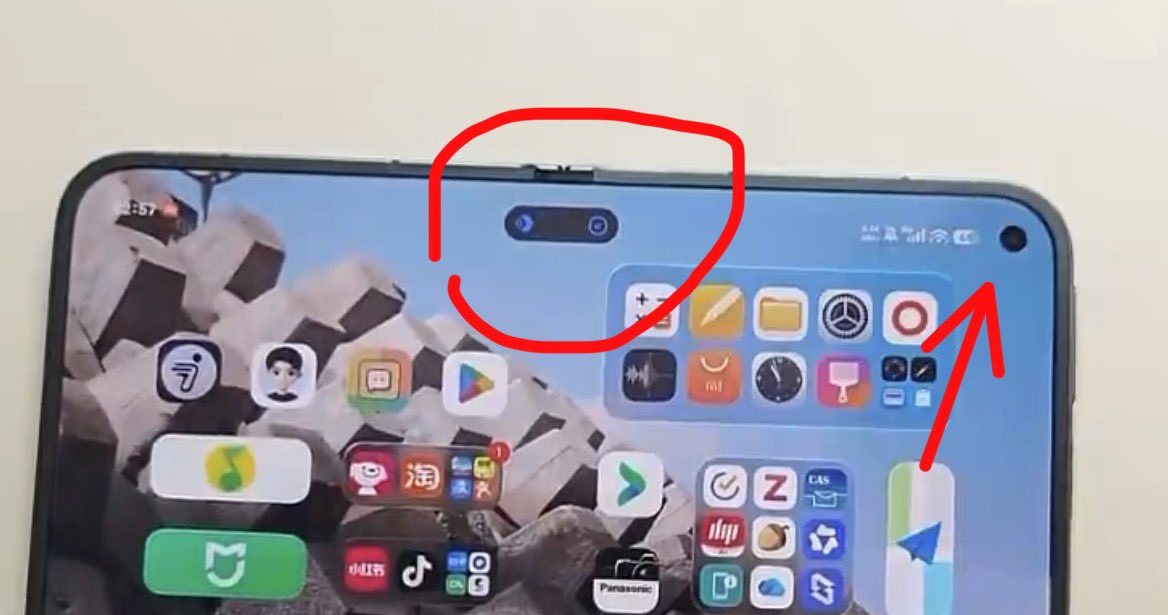 OutofGalaxyy's tweet photo. Does Xiaomi realise the point of the Dynamic Island at all??

It’s an EXTENSION of hardware, so if there is a cutout, it must be a part of it lmao https://t.co/x8WRthi6Ze