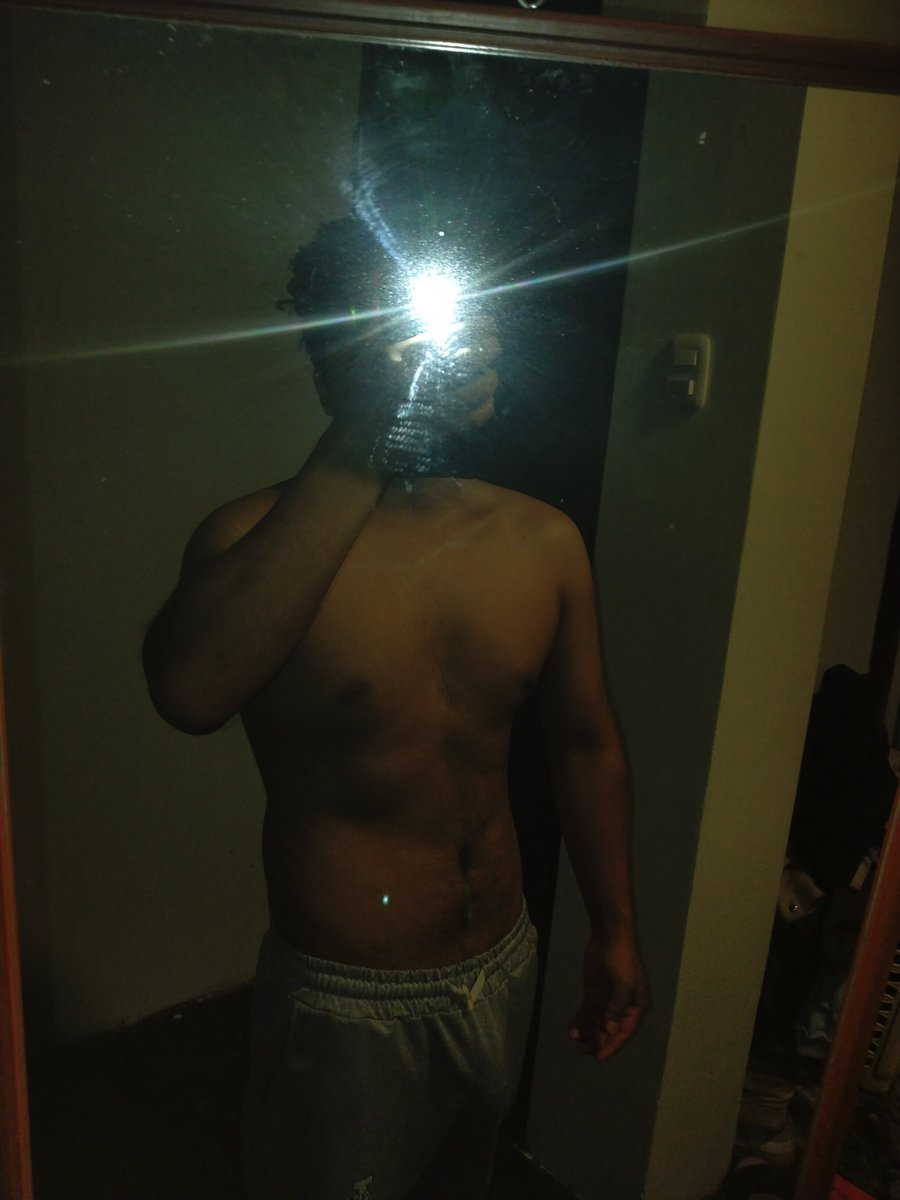 Donaldm44469's tweet photo. Holaa, alguien por x #🥵 https://t.co/w5Pa2Aseao