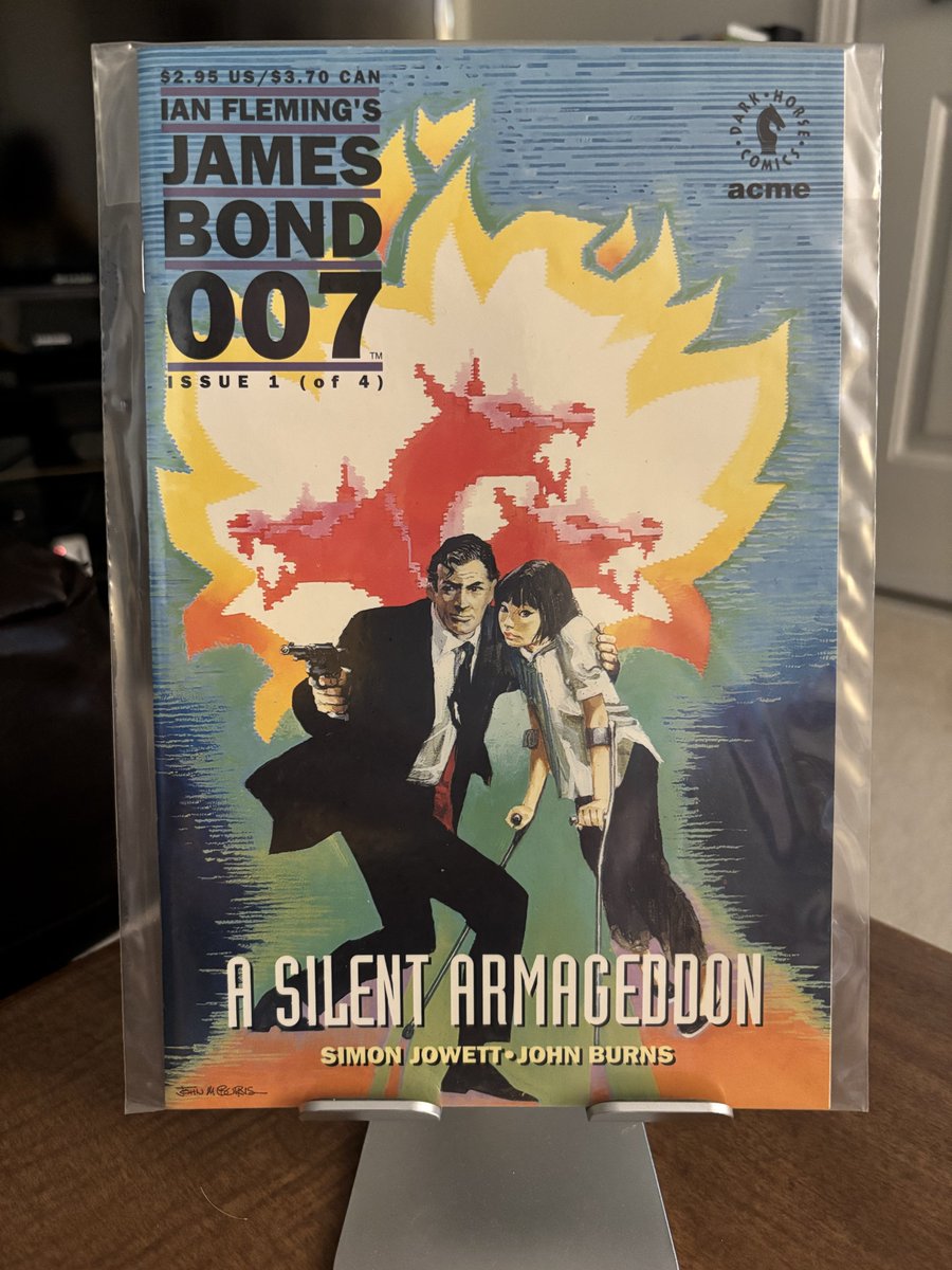 CanaDaBear1701's tweet photo. In 1993 Dark Horse launched a planned 4 issue James Bond mini-series. Prescient to today's world with a super computer becoming sentient. Unfortunately due to not properly signing the artist to the project, it was aborted after only 2 issues. Shame. I was loving it.
#MyComics https://t.co/5u8utIdB9r