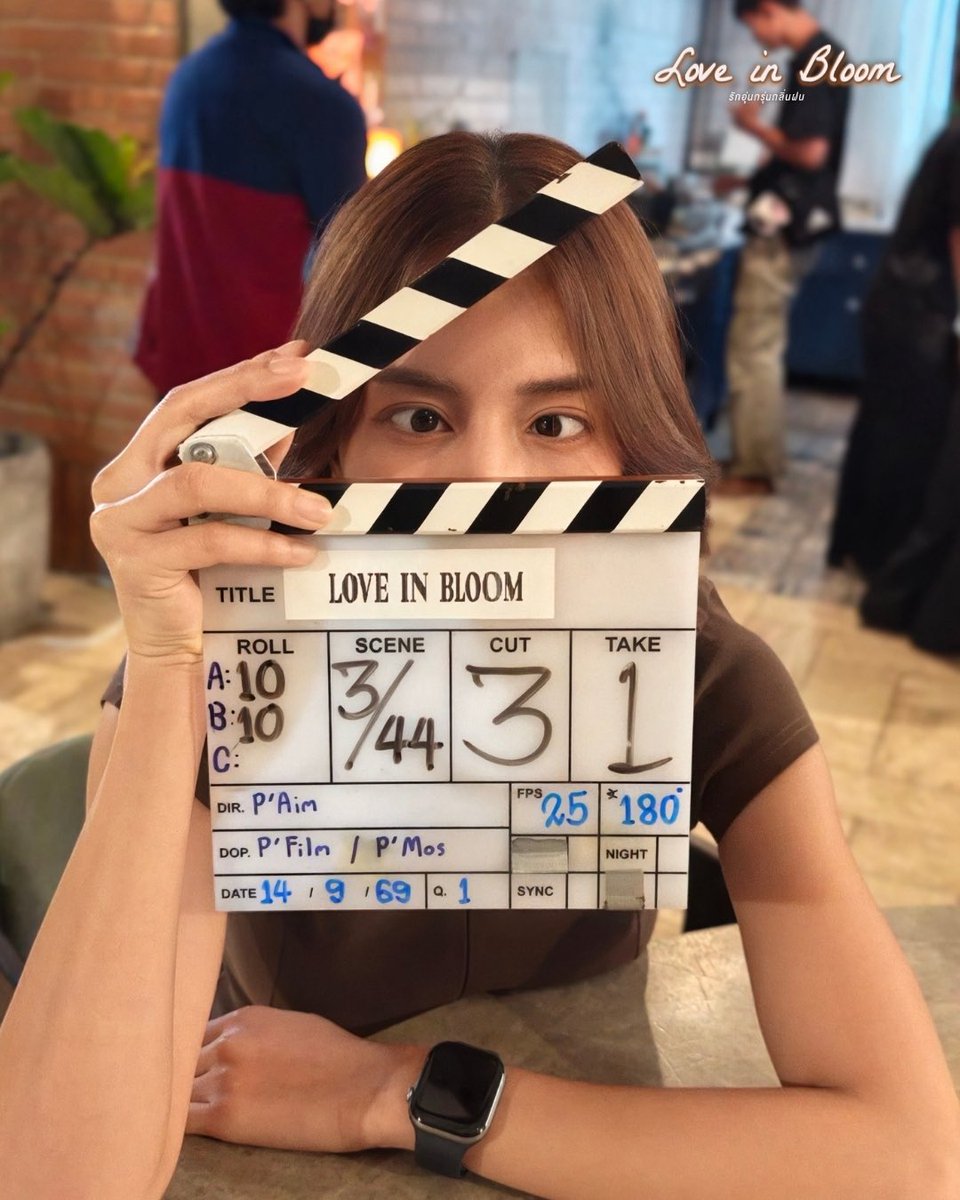 LoveInBloomMono's tweet photo. Wrap up ! 🎉💐✨
เจอกันใหม่พรุ่งนี้น้าาา 😍

#LoveInBloomQ1
#LoveInBloomTheSeries https://t.co/tjdUCSZdcf