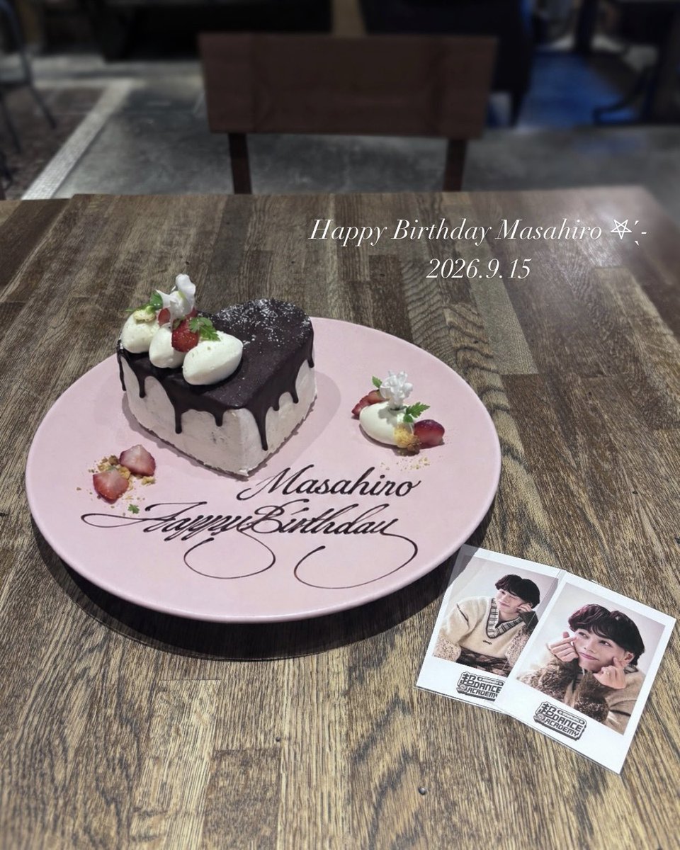 gohan_12masa's tweet photo. ┊ ┊ ┊ ┊ ┊
┊ ┊ ✫ ˚♡ ⋆｡
┊ ⋆
⊹        #HAPPY_MASAHIRO_DAY 
┊ . °    
✧
28歳のマサヒロさんもだーいすきだよ> ̫<♩ https://t.co/NWgPYu0MEF