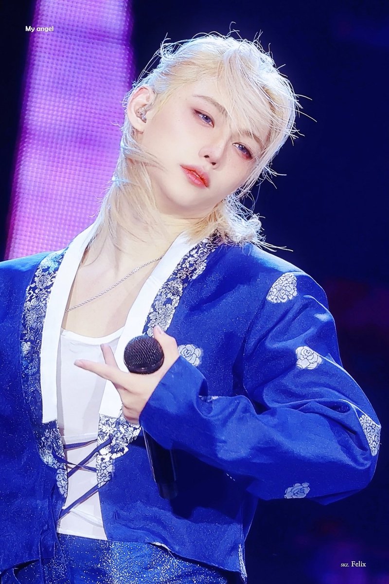 Myangel_lixx's tweet photo. 용복아 생일 축하해💙 언제나 네가 제일 행복했으면 좋겠어! 우리 오래오래 보자🫶

#행복으로_용복을_복복복 #FelixVoiceOfAGeneration #HappyFelixDay
#Felix #필릭스 
#straykids #스트레이키즈 https://t.co/htqKIZo8Je