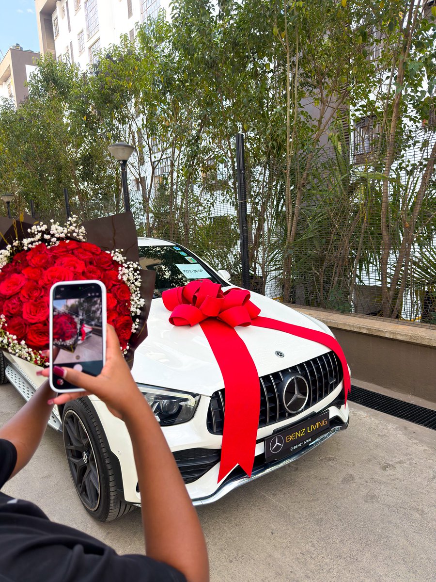 BenzlivingKe's tweet photo. Her camera roll has a new favourite. 🤍

Congratulations on your stunning AMG-line Coupé. 🥰

https://t.co/MprJz8Skcm https://t.co/TbyEBE4tys
