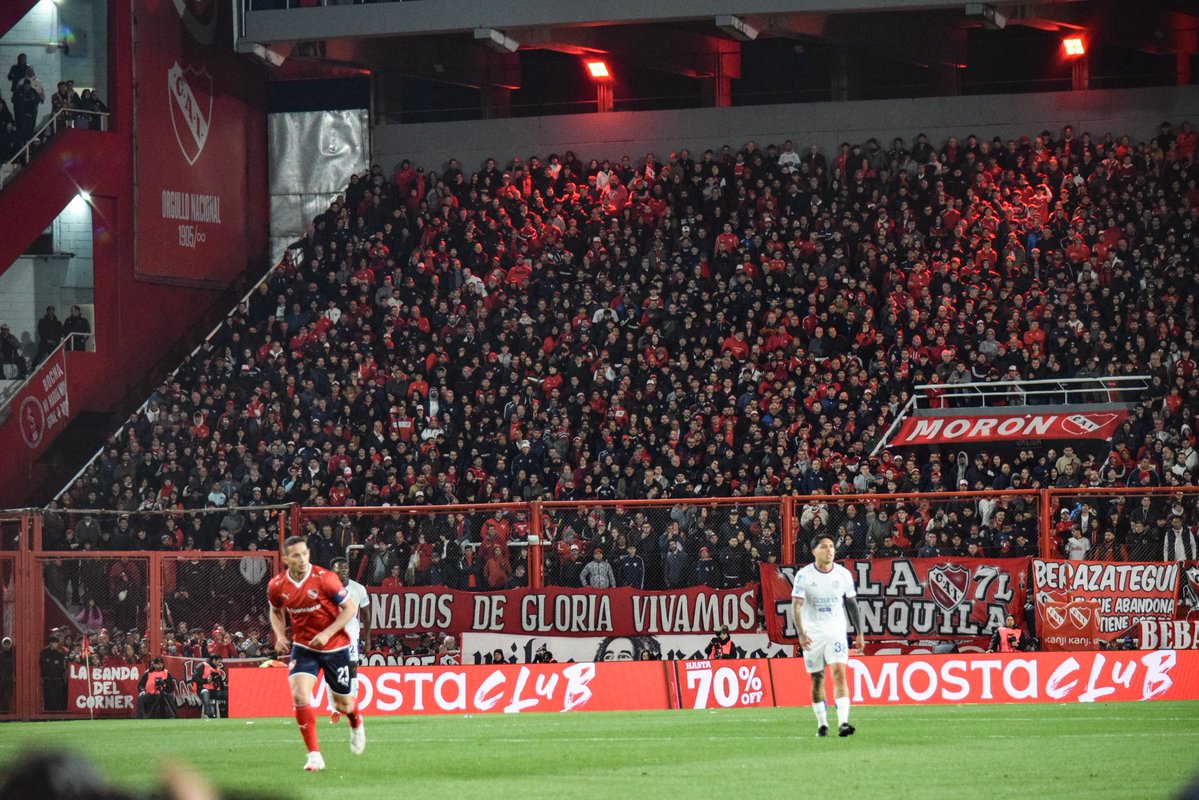 nicorubinetti's tweet photo. Buscate en la Pavoni Baja vs San Lorenzo

#Independiente https://t.co/yUl0rv01cM