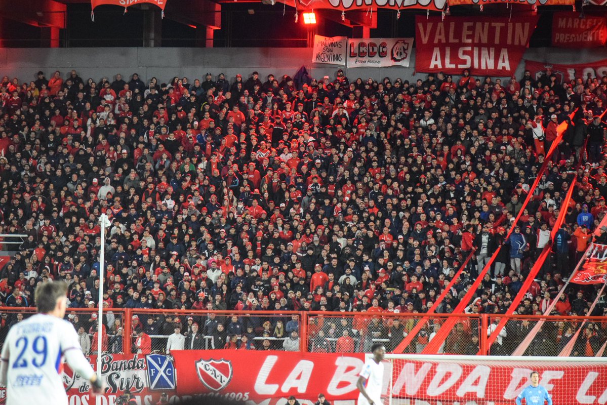 nicorubinetti's tweet photo. Buscate en la Pavoni Baja vs San Lorenzo

#Independiente https://t.co/yUl0rv01cM