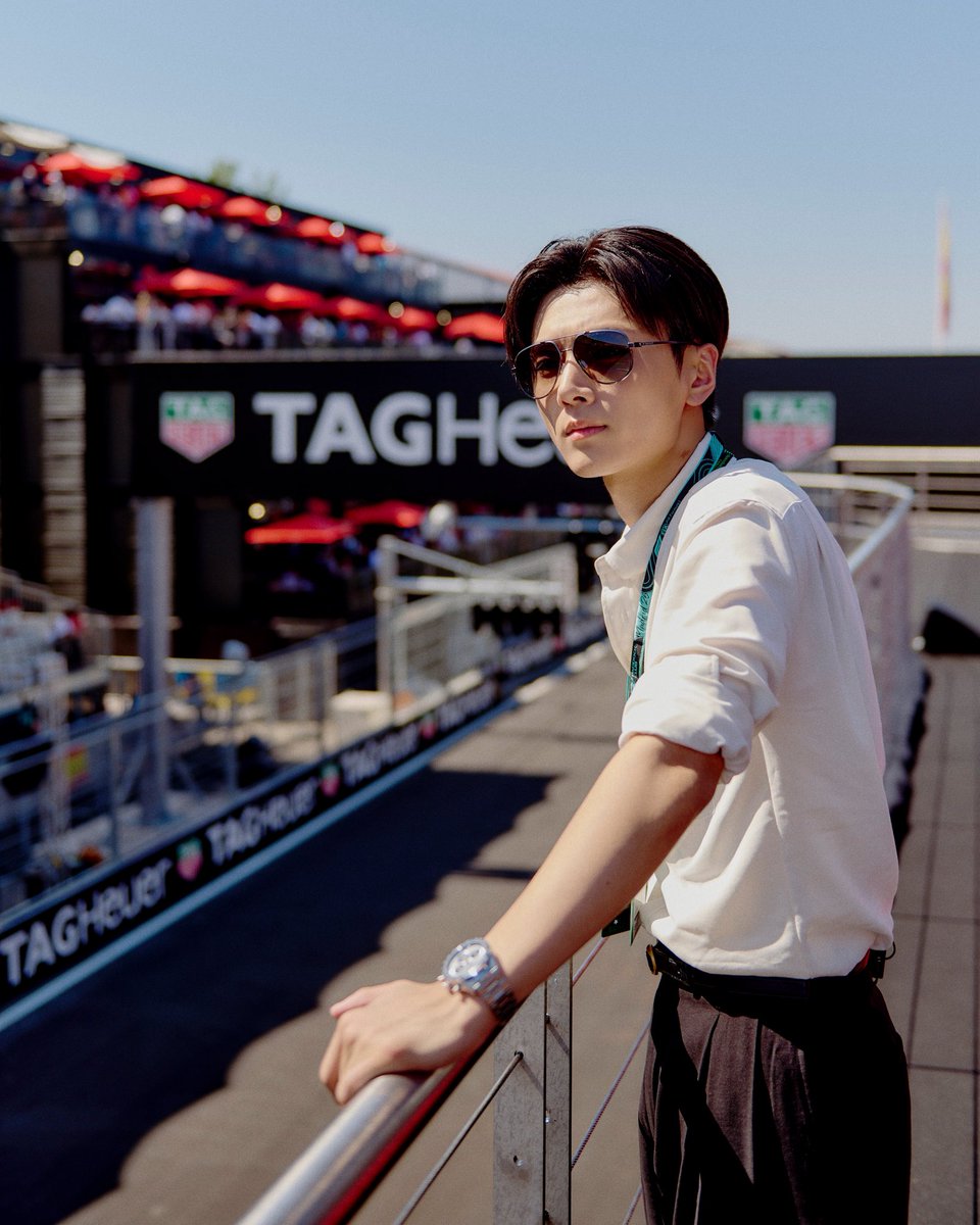 TAGHeuer's tweet photo. A day with JAY from @ENHYPEN at the first Formula 1®️ TAG Heuer Gran Premio de España.
 
From the pit lane to the grid, to the podium, JAY joined us to experience the inaugural Spanish Grand Prix from the heart of the action. Thank you for coming JAY!
 
#TAGHeuer #Formula1 #SpanishGP