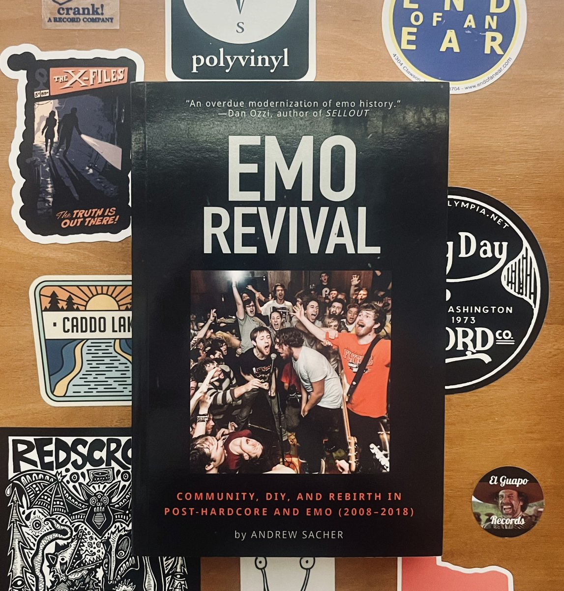 SonicSaturator's tweet photo. Starting the week off with Emo Revival by @andrewdsacher ￼because emo + books = Happy Vandy 

#emo #books https://t.co/Iv0RGwV5z8
