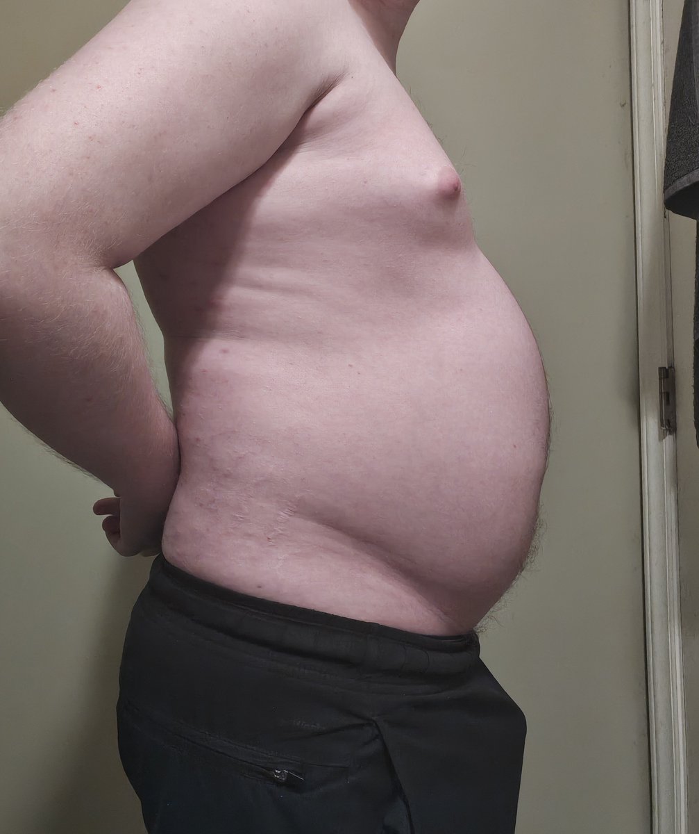 BulkHowl's tweet photo. Starting GOMAD let's see what a month looks like 💪
#gainer #fatfur #grommr https://t.co/qGaOsaGk2Y